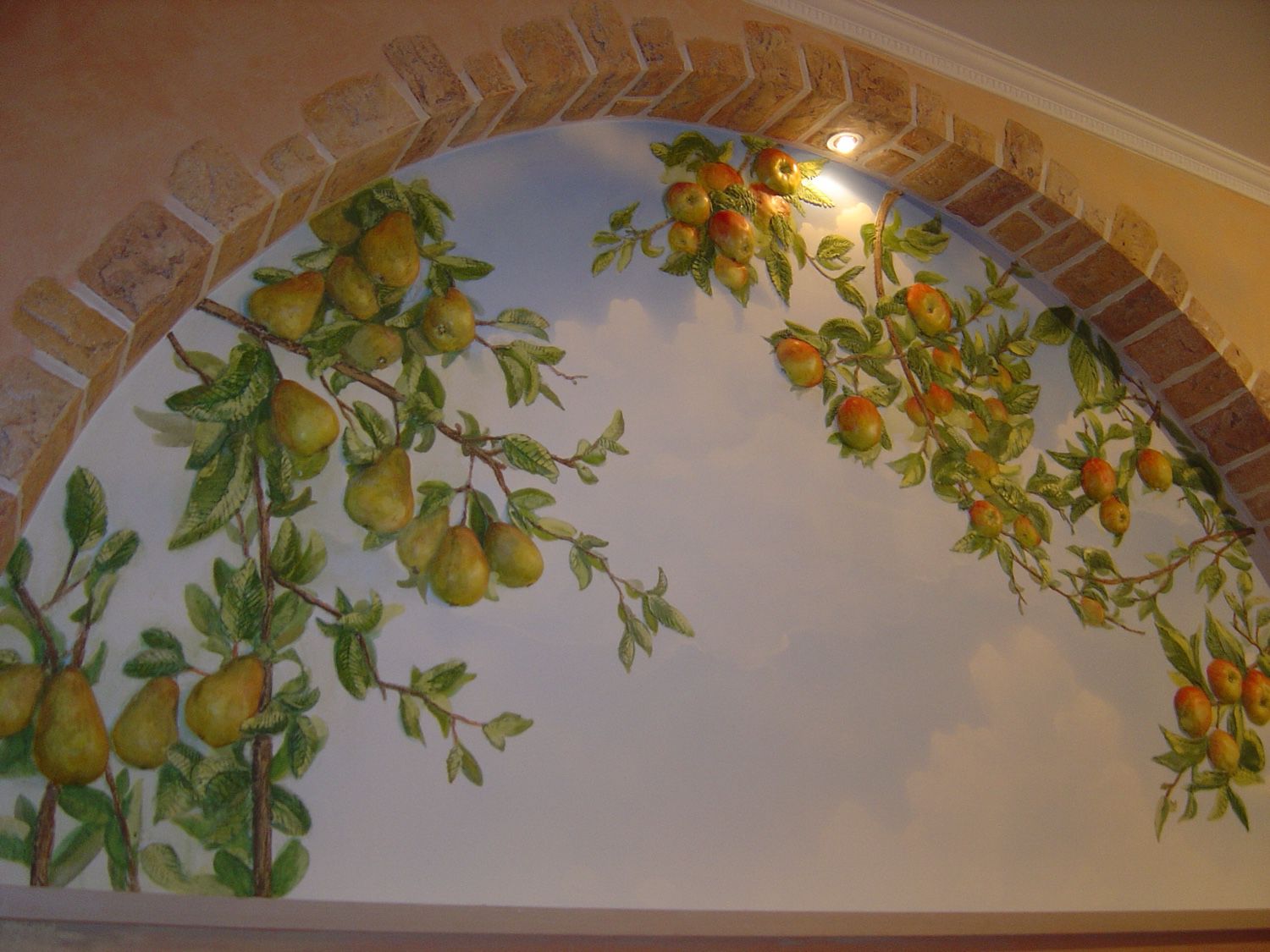 Роспись потолка виноград