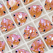 Материалы для творчества handmade. Livemaster - original item Rhinestones in dacs 12 mm Peach trilliant triangle. Handmade.