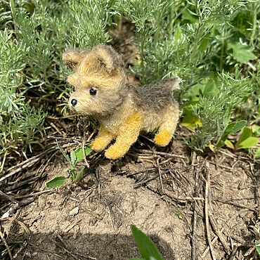 Куклы и игрушки ручной работы. Ярмарка Мастеров - ручная работа Миниатюрная собака Йорк. Handmade.