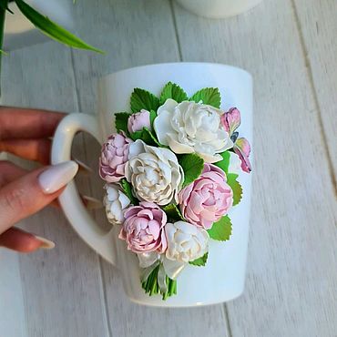 Посуда ручной работы. Ярмарка Мастеров - ручная работа Пионы на кружке. Handmade.
