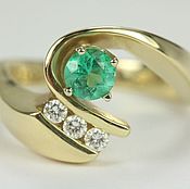 5.57cts 18K Mens Cabochon Sugarloaf Natural Bright Green Emerald Ring