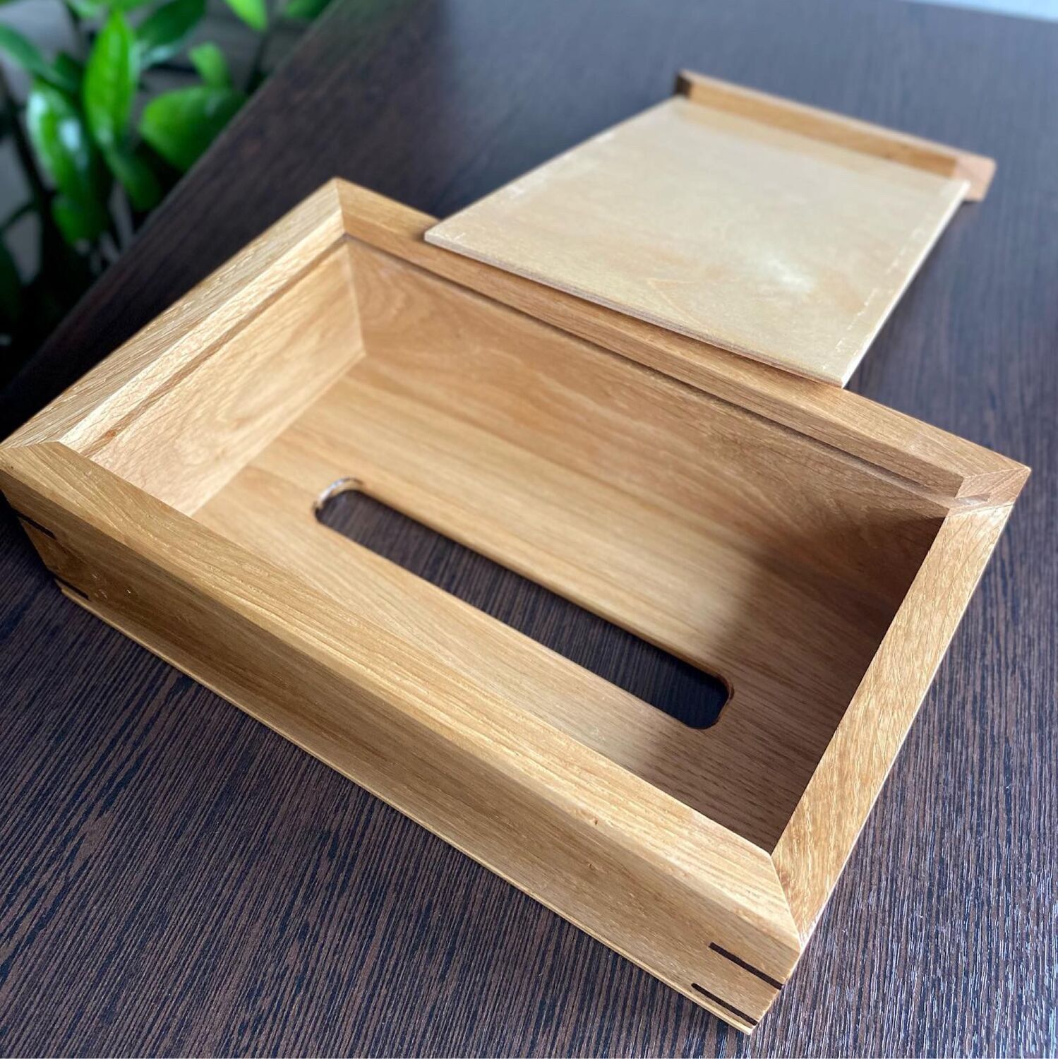 Салфетница из оливы