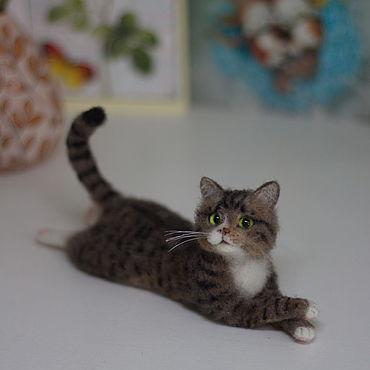 Полосатый котик. Войлочная игрушка. Игрушка по фотографии питомца. . Куклы и игрушки ручной работы - Ярмарка Мастеров Куклы и игрушки ручной работы. Ярмарка Мастеров - ручная работа Полосатый котик. Войлочная игрушка. Игрушка по фотографии питомца. Handmade.