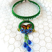 Украшения ручной работы. Ярмарка Мастеров - ручная работа Necklace: Butterfly. Green macrame necklace with embroidery. Handmade.