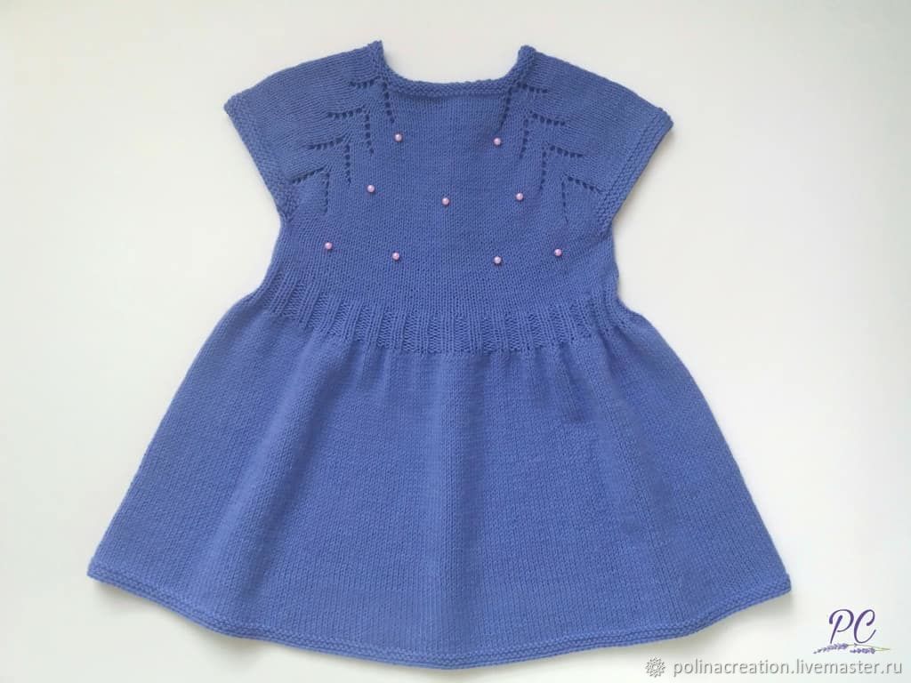 Вязаное платье спицами для девочки 4 лет