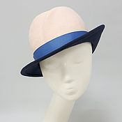 Аксессуары handmade. Livemaster - original item Two-tone Tulip hat with asymmetrical brim. Cream/Blueberry. Handmade.