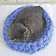 Вязанная лежанка для кошки из 100 % шерсти мериноса, круглая и мягкая. Лежанки. EvgeniaKnot. Ярмарка Мастеров.  Фото №4