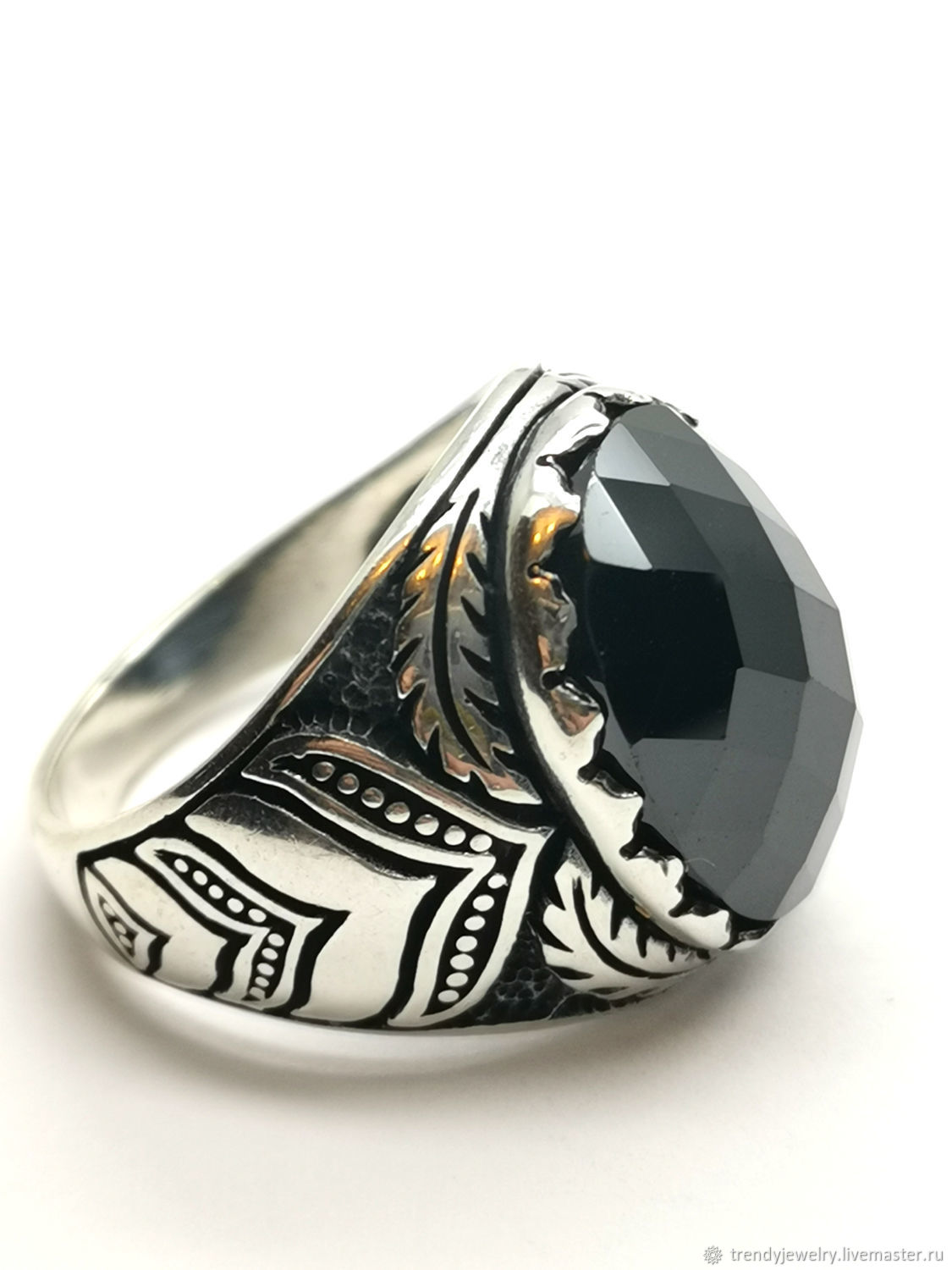 Кольца серебряные мужские печатки чёрный агат