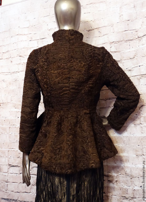 Пиджак каракуль. Каракулевый жакет. Каляев полушубки из каракуля. Пиджак из каракульчи. Каракулевые шубы полушубки мосмеха.