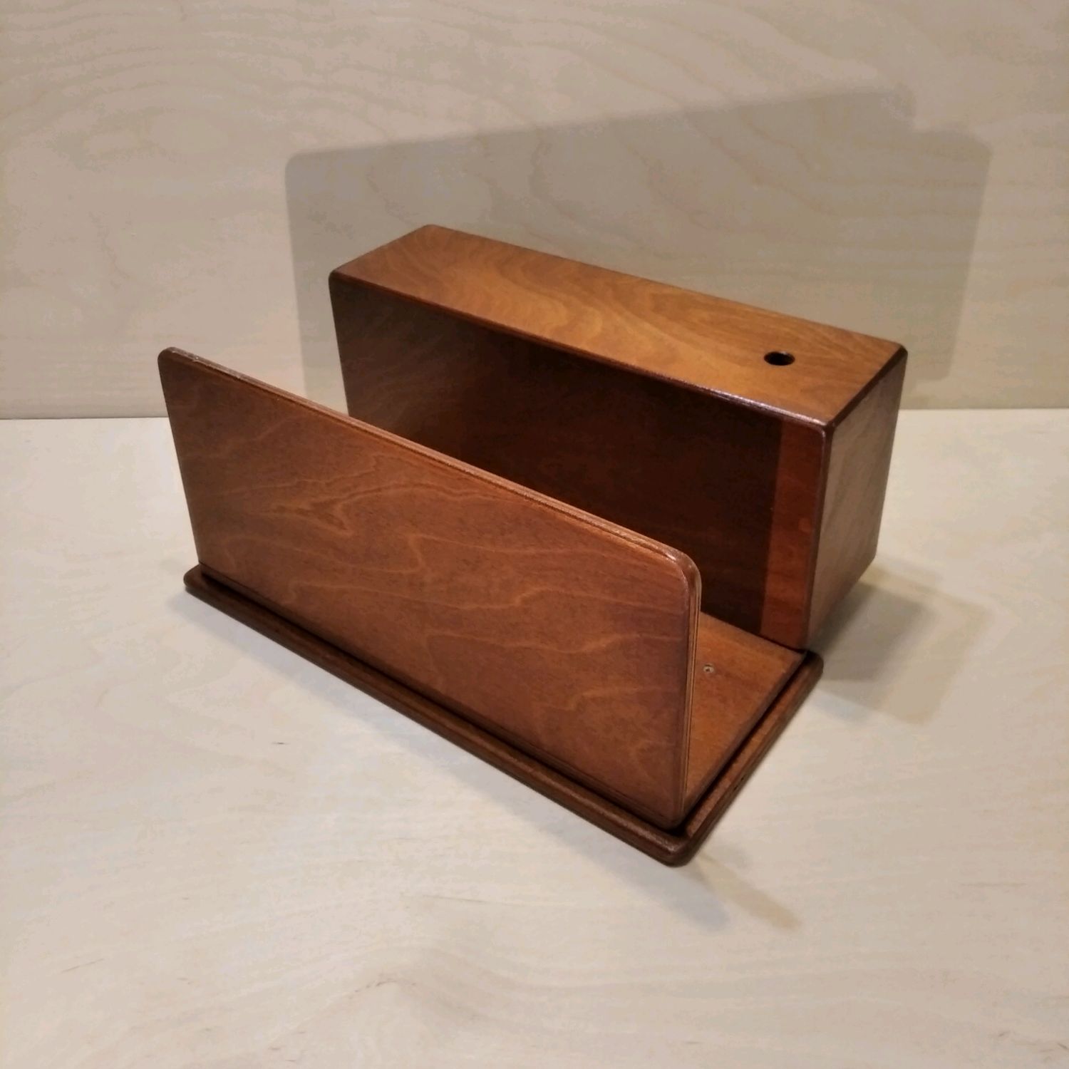 подставка на подлокотник дивана деревянная икеа