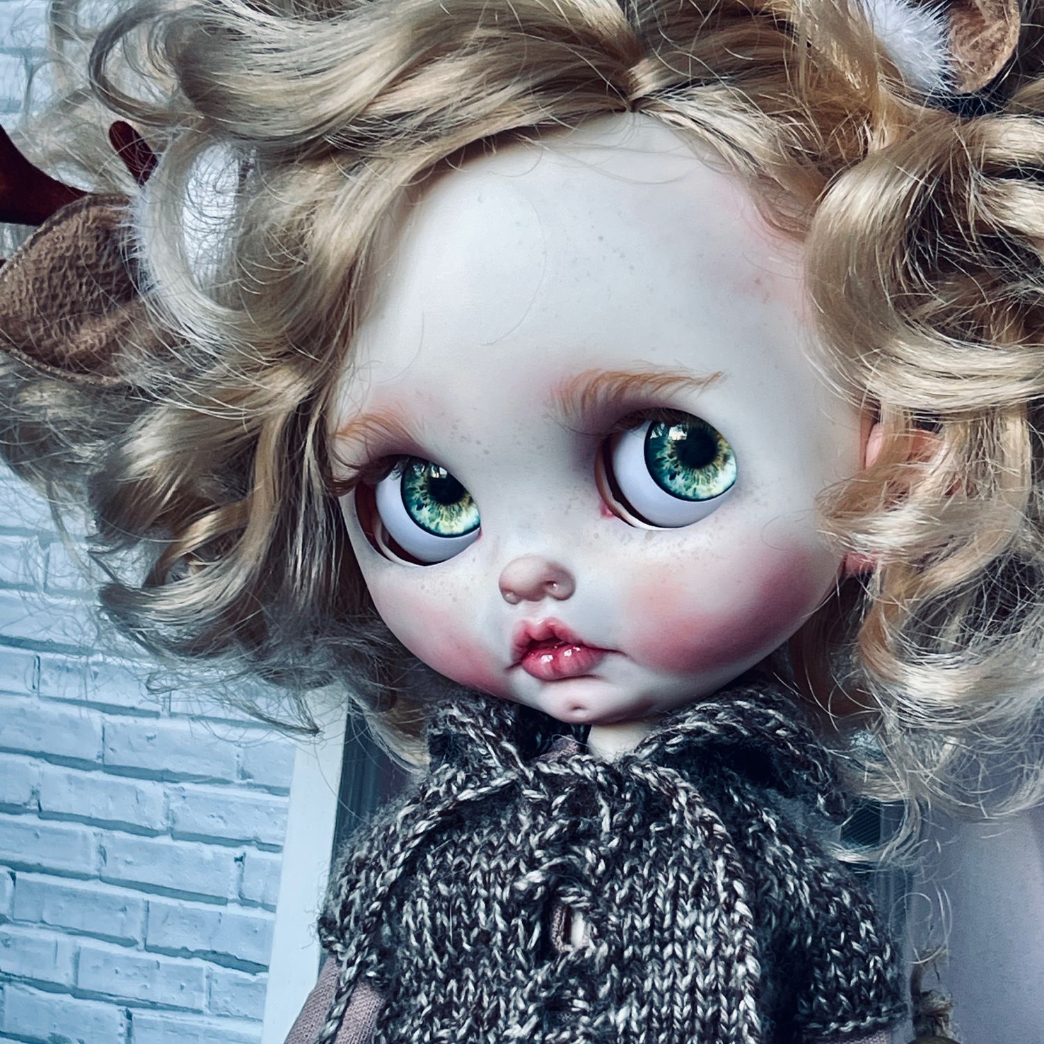 Custom hotsell blythe doll