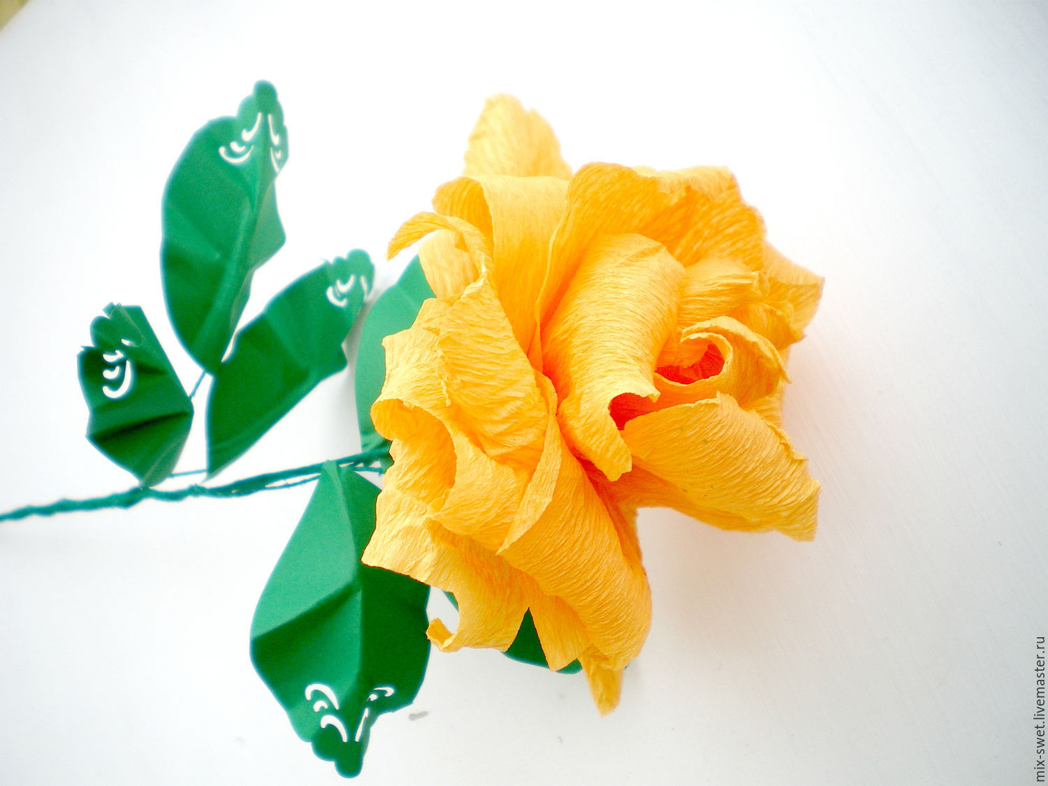 Master class on making flowers from corrugated paper Master class on making flowers from corrugated paper