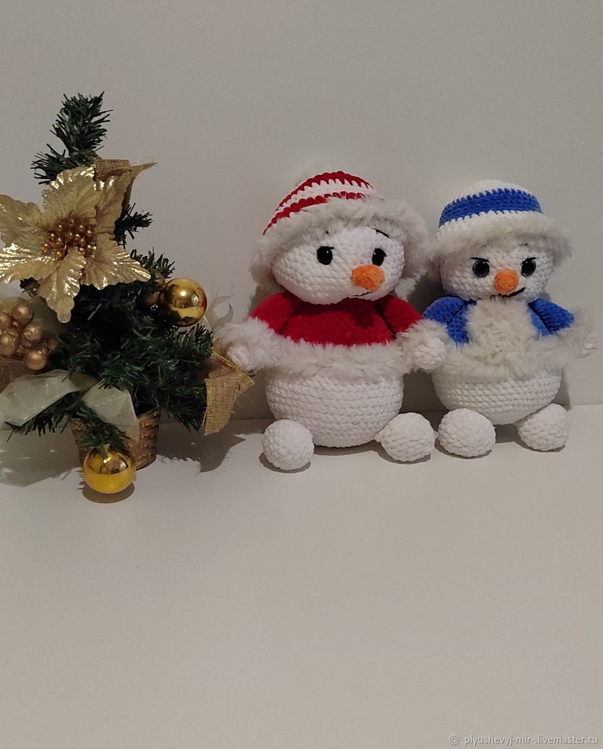 Снеговик амигуруми