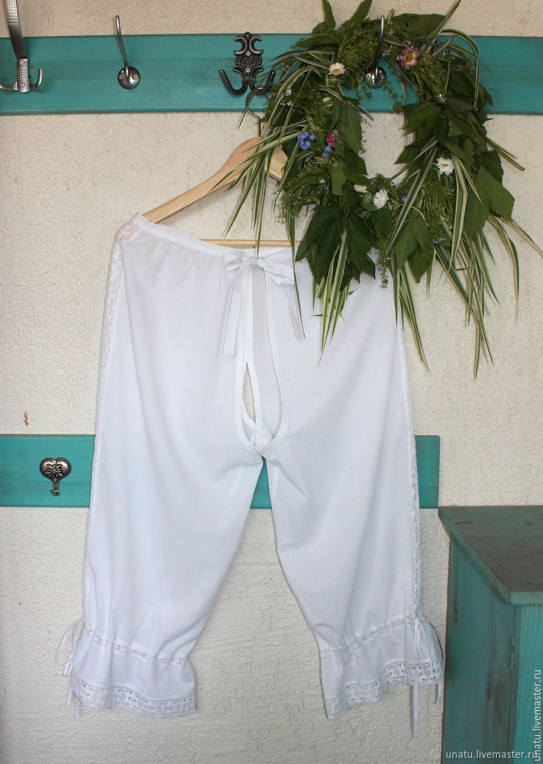 Фото панталоны на веревке