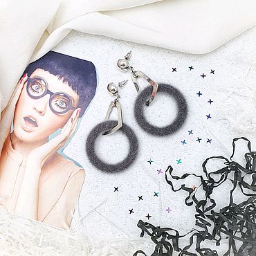 Серьги круглые кольца с мехом серые. . Украшения ручной работы - Ярмарка Мастеров Украшения ручной работы. Ярмарка Мастеров - ручная работа Серьги круглые кольца с мехом серые. Handmade.