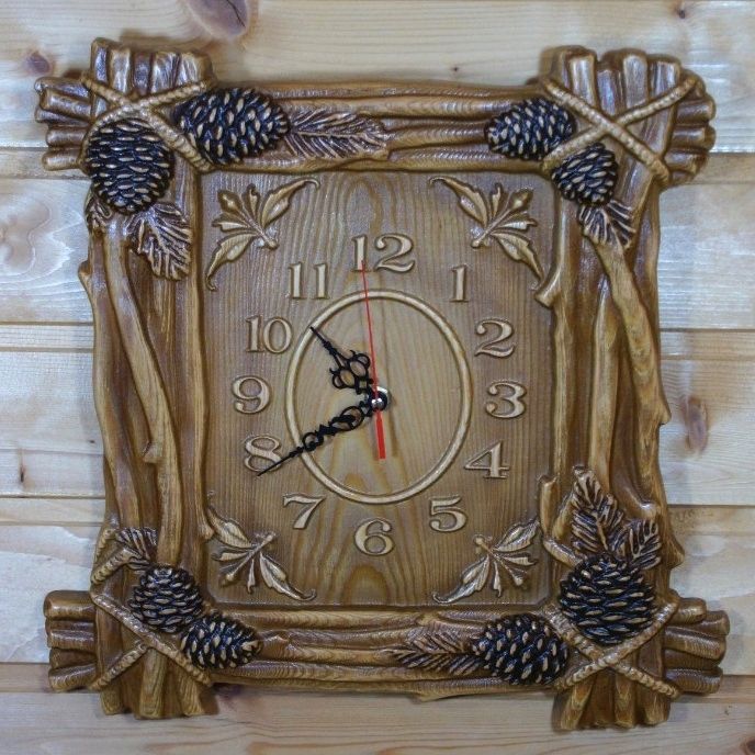 Часы из дерева под старину