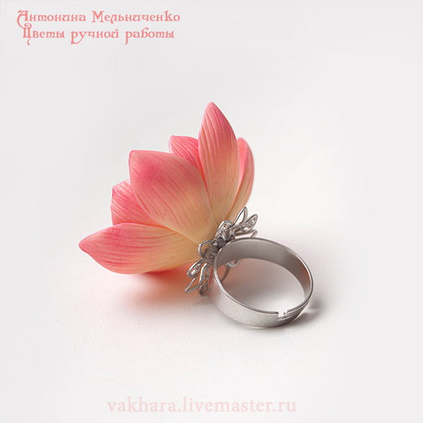 Фото цветы и кольцо