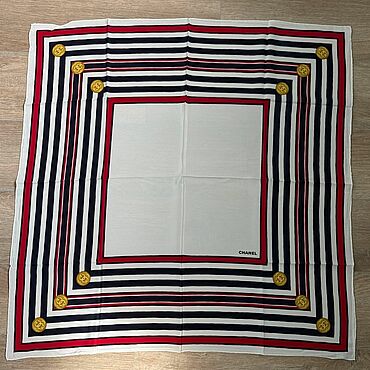 Винтаж ручной работы. Ярмарка Мастеров - ручная работа Винтаж: Платок от Сhanel. Handmade.