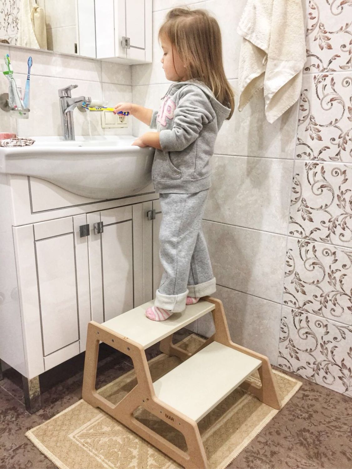 детская скамейка для ванной