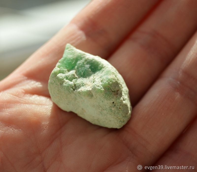 Хризопраз яблочный. Образец минерала – купить на Ярмарке Мастеров ...