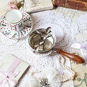 Винтаж: Кофейная пара «Белый цветок» Ар нуво. Чешский розовый фарфор