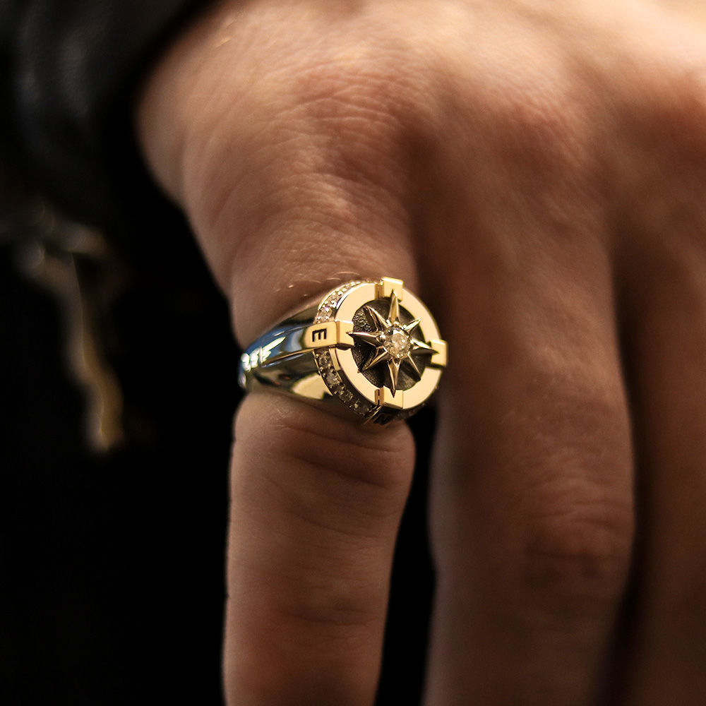 Золотой перстень на мизинец мужской фото
