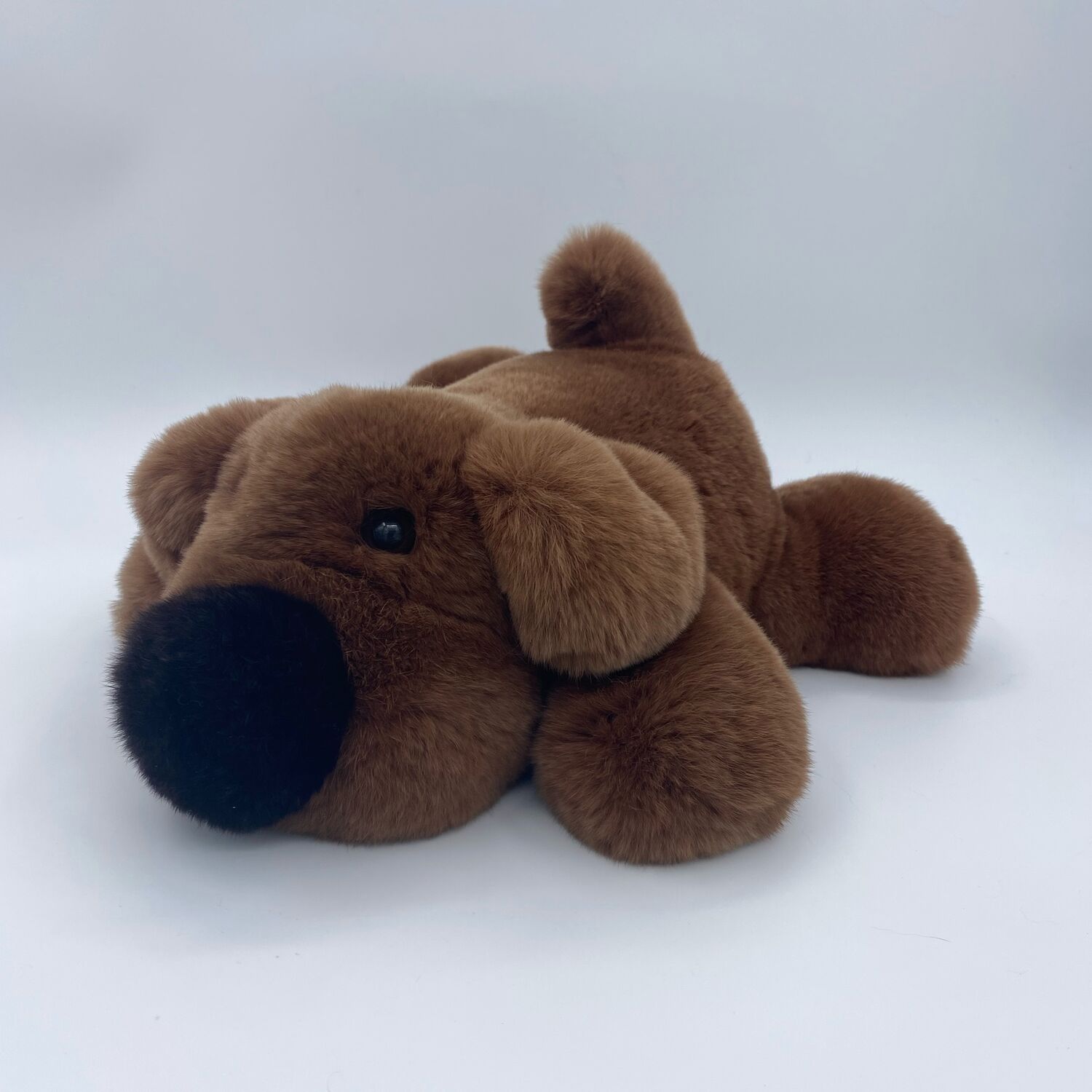 Мягкая игрушка собака Вилли из натурального меха норки