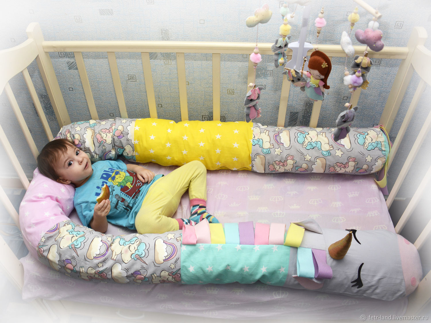 подушки на детскую кровать