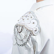 Украшения handmade. Livemaster - original item Epaulette shoulder straps made of beads and beads, on the shoulder. Handmade.