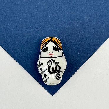 Материалы для творчества ручной работы. Ярмарка Мастеров - ручная работа Бусина матрешка, керамика, белый, 20мм, П087. Handmade.