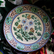 Блюдо керамическое с росписью цветами