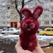 Куклы и игрушки ручной работы. Ярмарка Мастеров - ручная работа felt toy: Flaffy`s felted rabbit. Handmade.