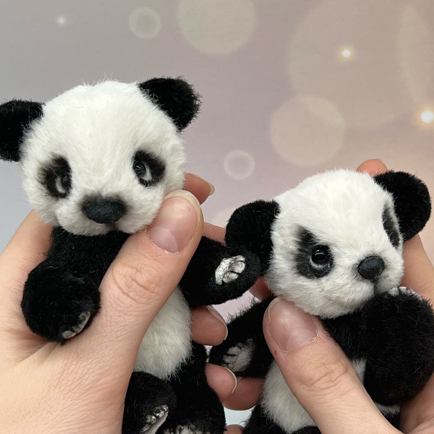 Купить милашку. Панда-милашка. Лапка панды. Заказ панды. Панда милашка милый поющая игрушка.