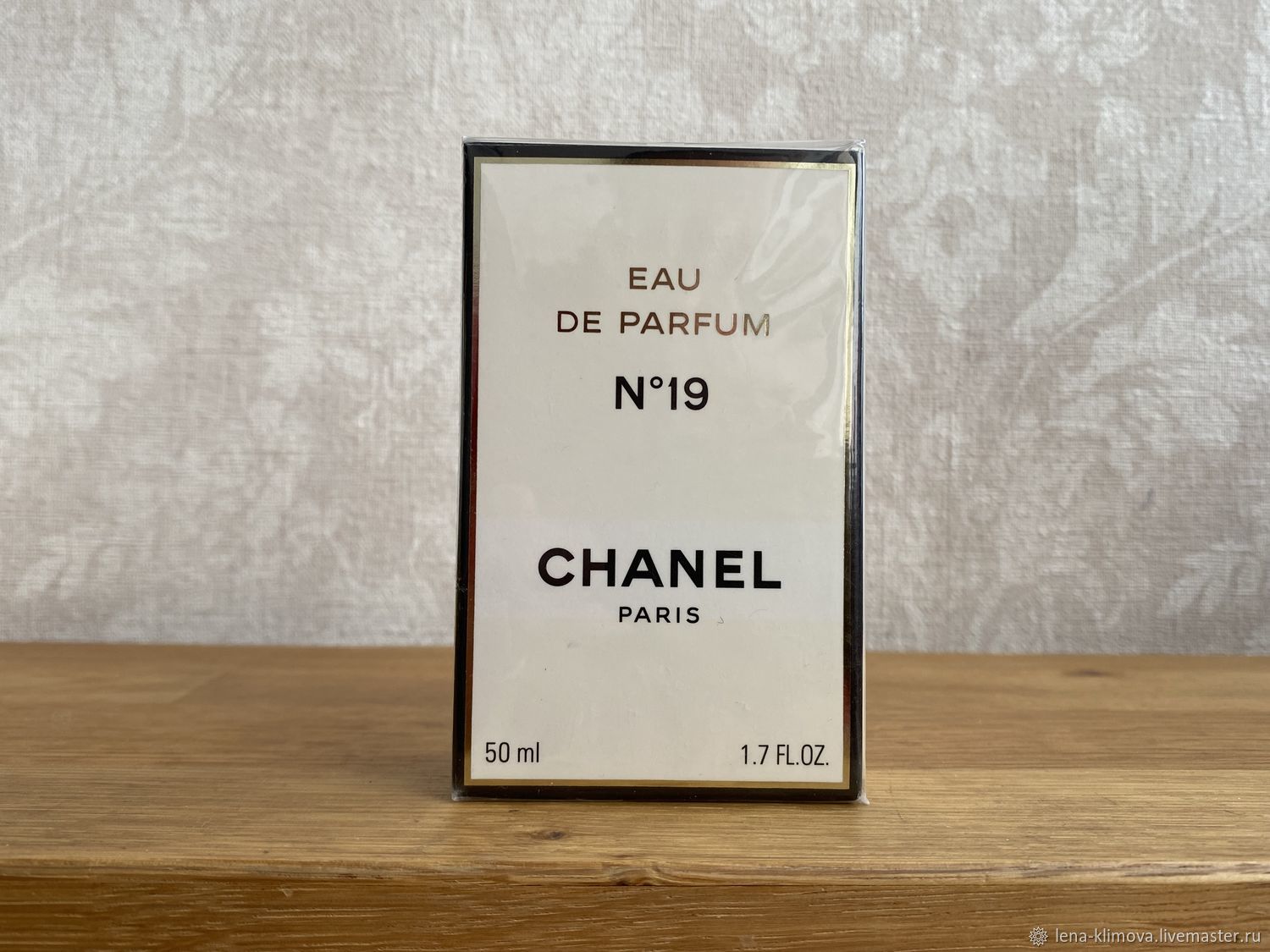 Винтаж: Chanel 19 edp 50ml винтаж Запечатан купить в интернет-магазине  Ярмарка Мастеров по цене 19500 ₽ – UDHZWRU | Духи винтажные, Казань -  доставка по России