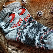 Аксессуары handmade. Livemaster - original item Positive socks with a bullfinch pattern and Norwegian stars. Handmade.