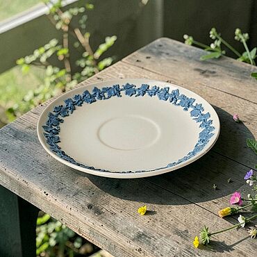 Винтаж ручной работы. Ярмарка Мастеров - ручная работа Винтаж: Wedgwood 16,5 см большое блюдце/тарелка с виноградной лозой. Handmade.