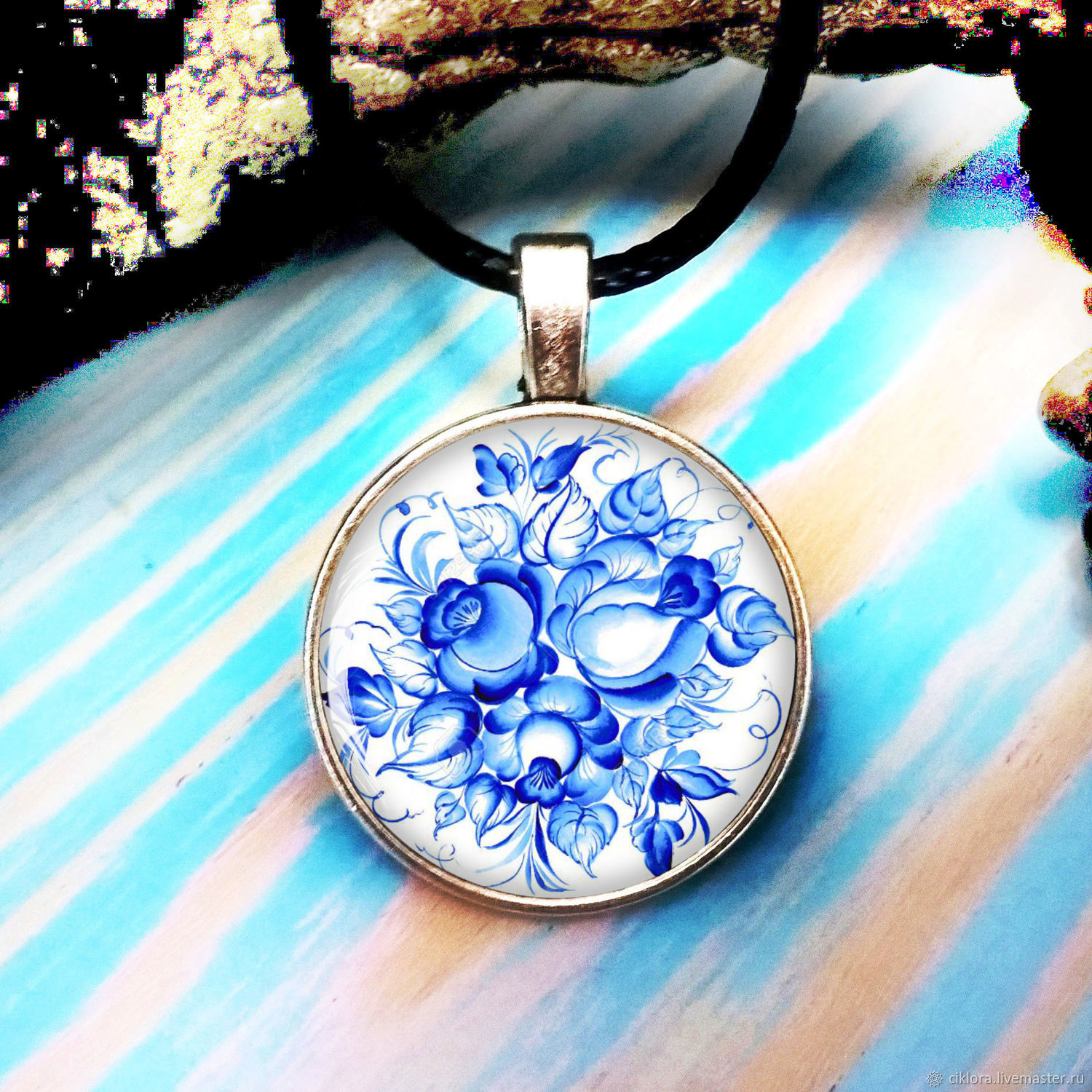 кулон с натуральным камнем. кулон из кожи с камнем. подвеска день и ночь. ярмарка мастеров кулоны. эйлатский камень серьги.