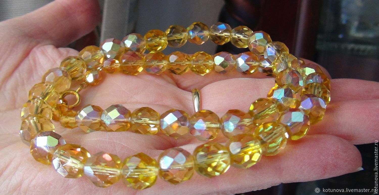 Винтаж: !Старое радужное ожерелье. Желтый хрусталь. Яблонец 1950-е купить винтернет-магазине Ярмарка Мастеров по цене 3752.8 ₽ – BARELRU