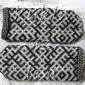 Slim woolen mittens with pattern from mohair yarn on the cuff