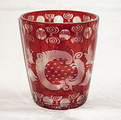 Винтаж handmade. Livemaster - original item Vase 16,2 cm.. Color RUBY glass, ENAMEL. Hand carved from EGERMANN. Handmade.