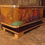Разделочная доска расписная деревянная . Декоративная посуда