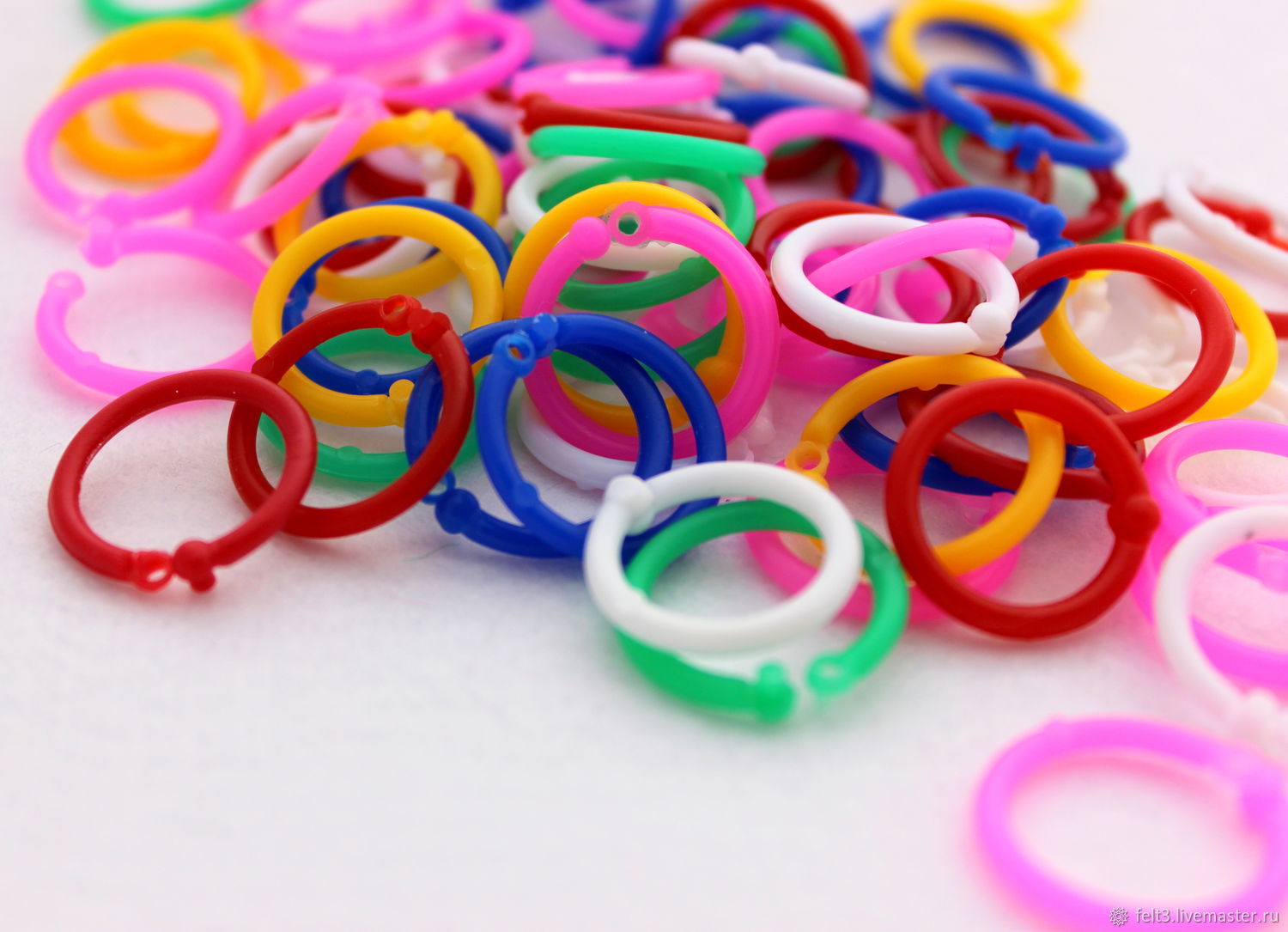 Разъемное пластиковое кольцо.2 размера . 6 цветов –  в интернет .
