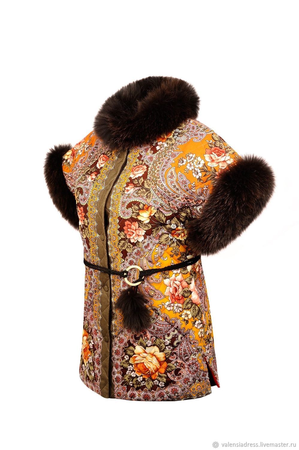 Insulated vest made of a scarf with fur, Vests, St. Petersburg,  Фото №1