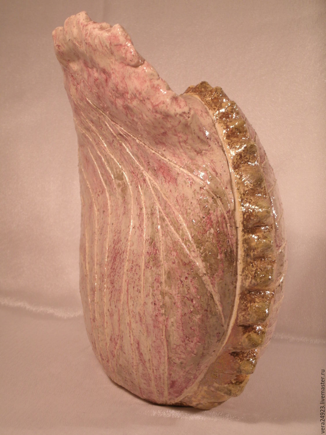 Скульптура "Розовая раковина"
