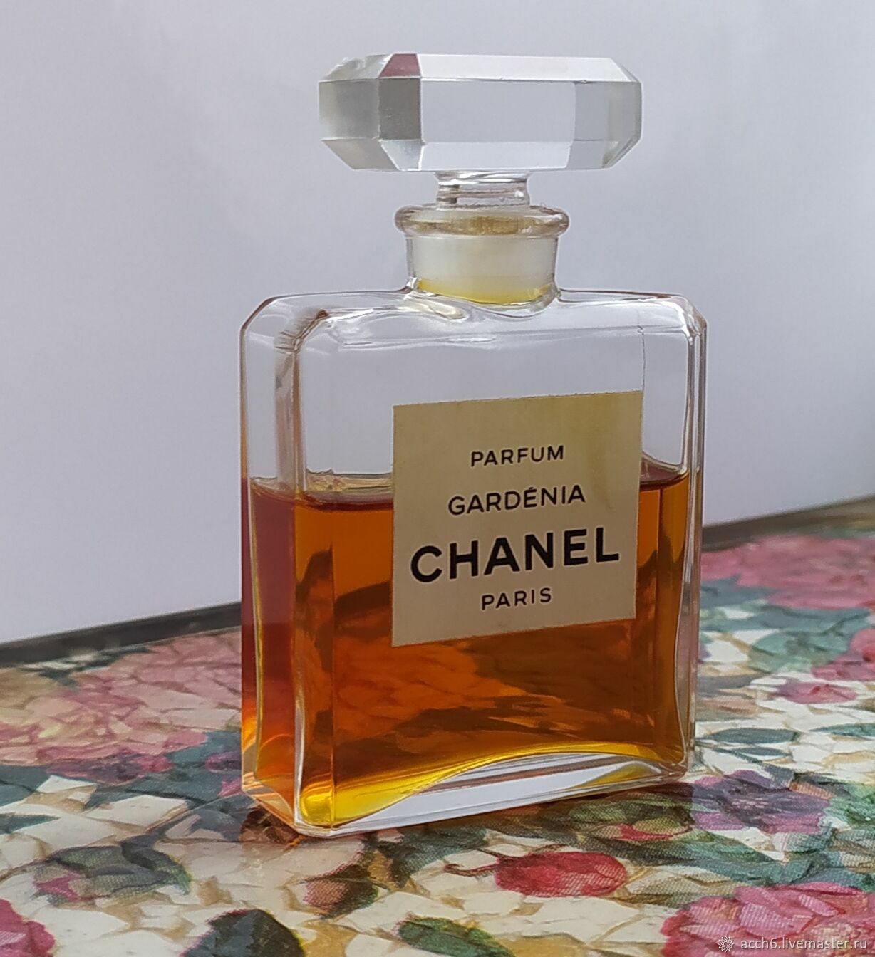 Винтаж: Делюсь Gardenia Chanel, parfum, 28 ml купить в интернет-магазине Ярмарка Мастеров по цене 1000 ₽ – RJ70ARU | Духи винтажные, Омск - доставка по России