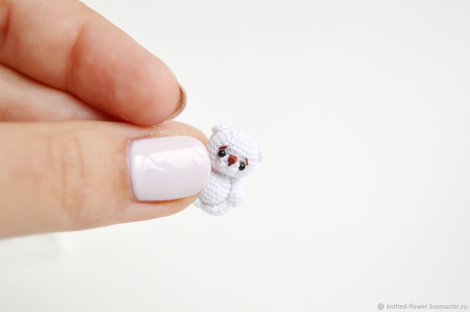 White bear knitted microbe 1.5 cm, Miniature figurines, Sosnovyj Bor,  Фото №1