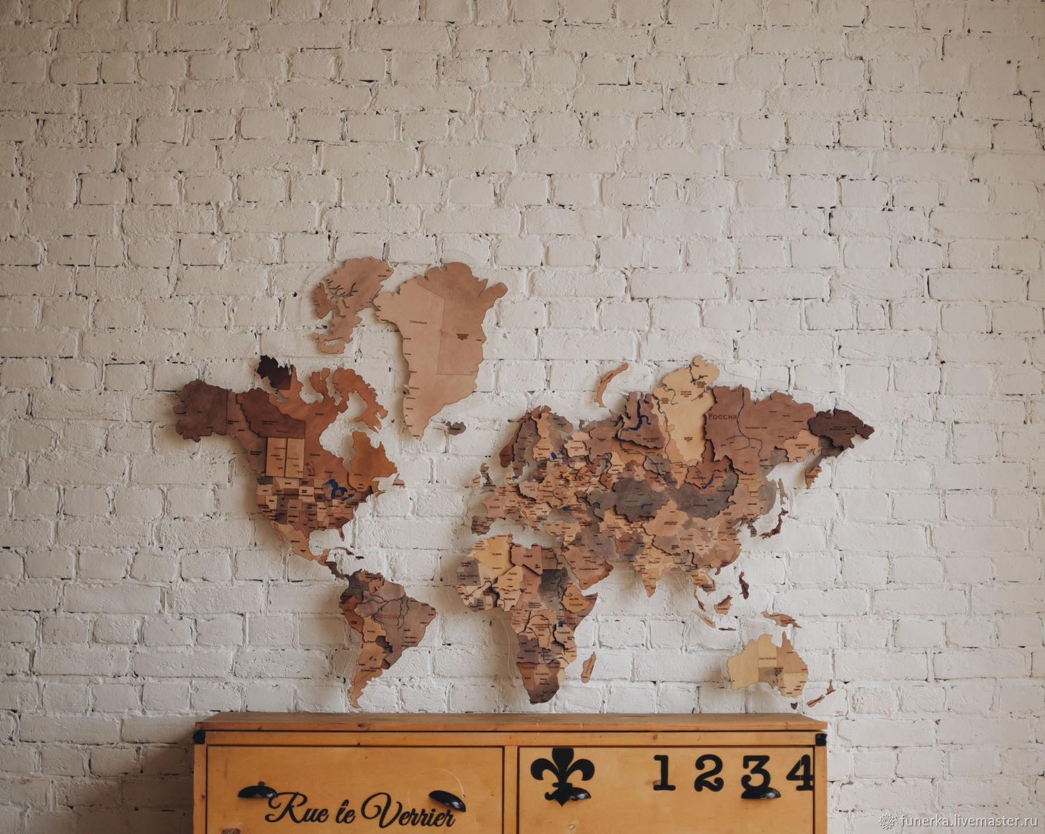 Карта мира деревянная на стену фото