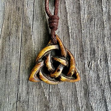 Секрет миллионеров: почему счастливый амулет маковые росы 45 носят, не снимая