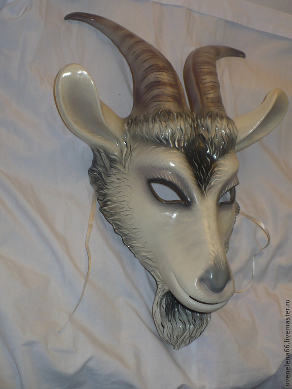 Маска козы на голову. Маска козы. Маска козленка. Карнавальная маска козленка. Маскарадная маска козы.