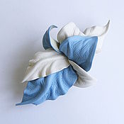 Украшения handmade. Livemaster - original item Automatic hair clip The Sky leather flower blue white ecru. Handmade.